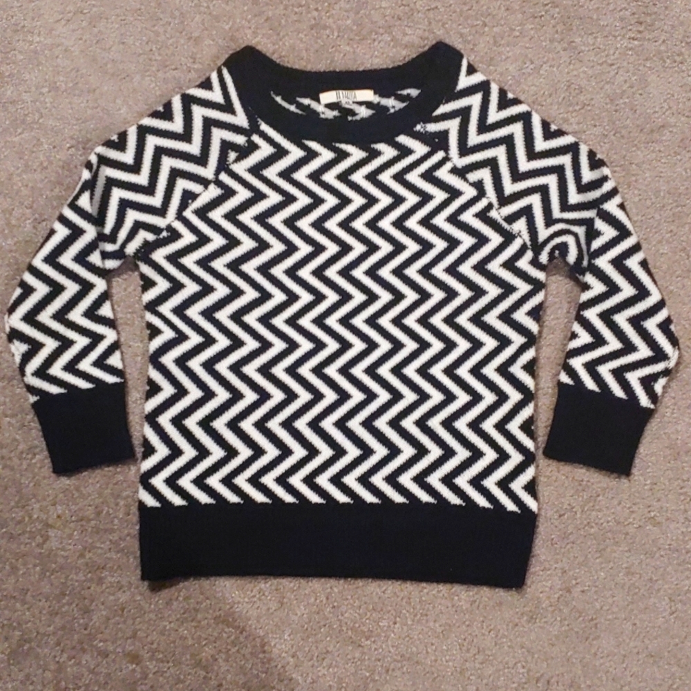 BB Dakota xs sweater